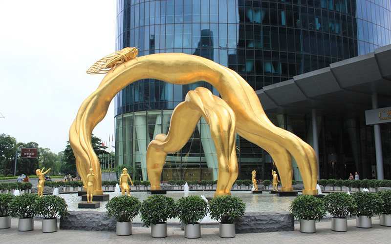 城市雕塑在城市建筑中的应用与审美-雕塑厂家