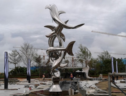 广物集团海口中央半岛304不锈钢镜面雕塑