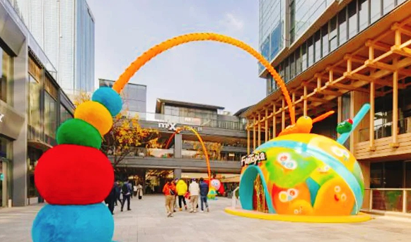 苏州万象天地 Funtopia 潮游万象玻璃钢雕塑商业互动装置(图3) 苏州万象天地 Funtopia 潮游万象玻璃钢雕塑商业互动装置(图3)